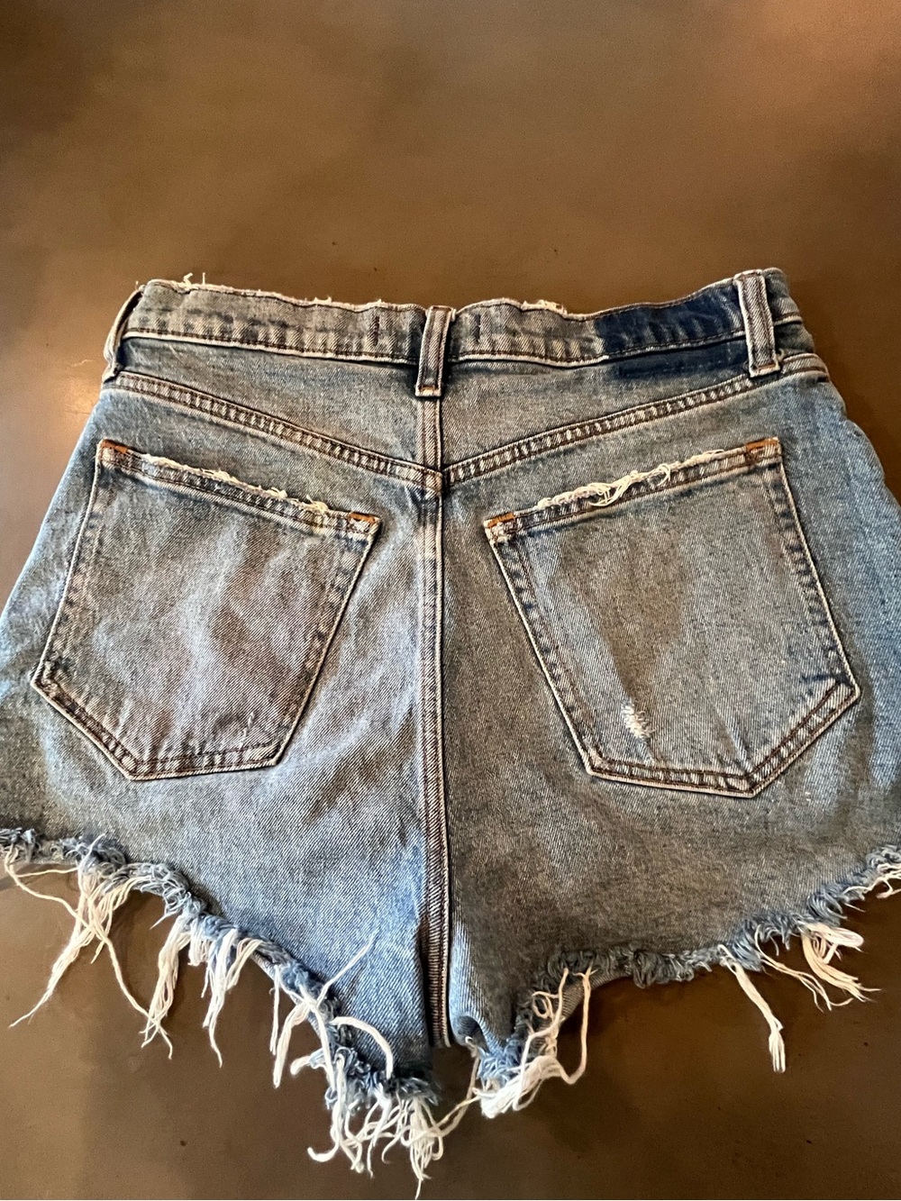 Abercrombie & Fitch Distressed Light Blue Denim Shorts - Picture 3 of 3